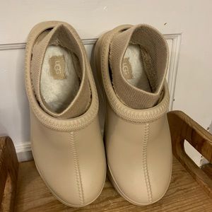 UGG Tasman X beige NWOT